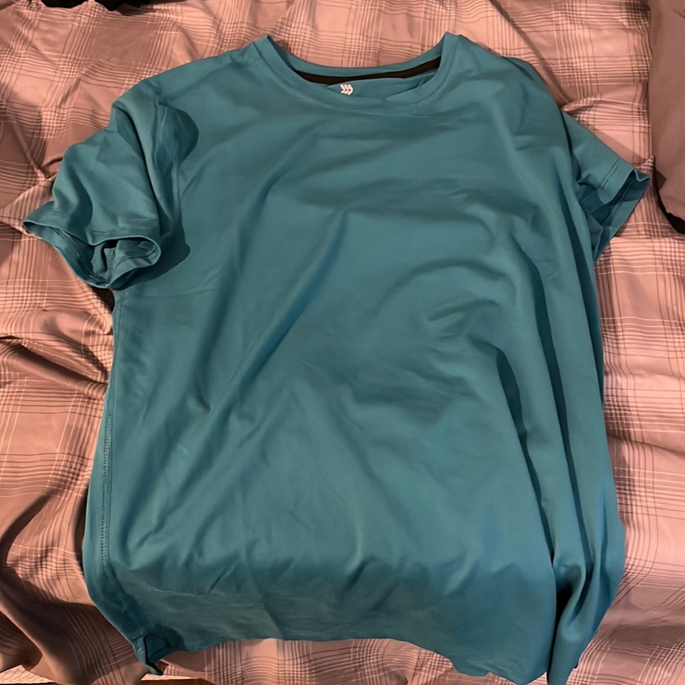 NWOT all in motion Teal Workout shirt